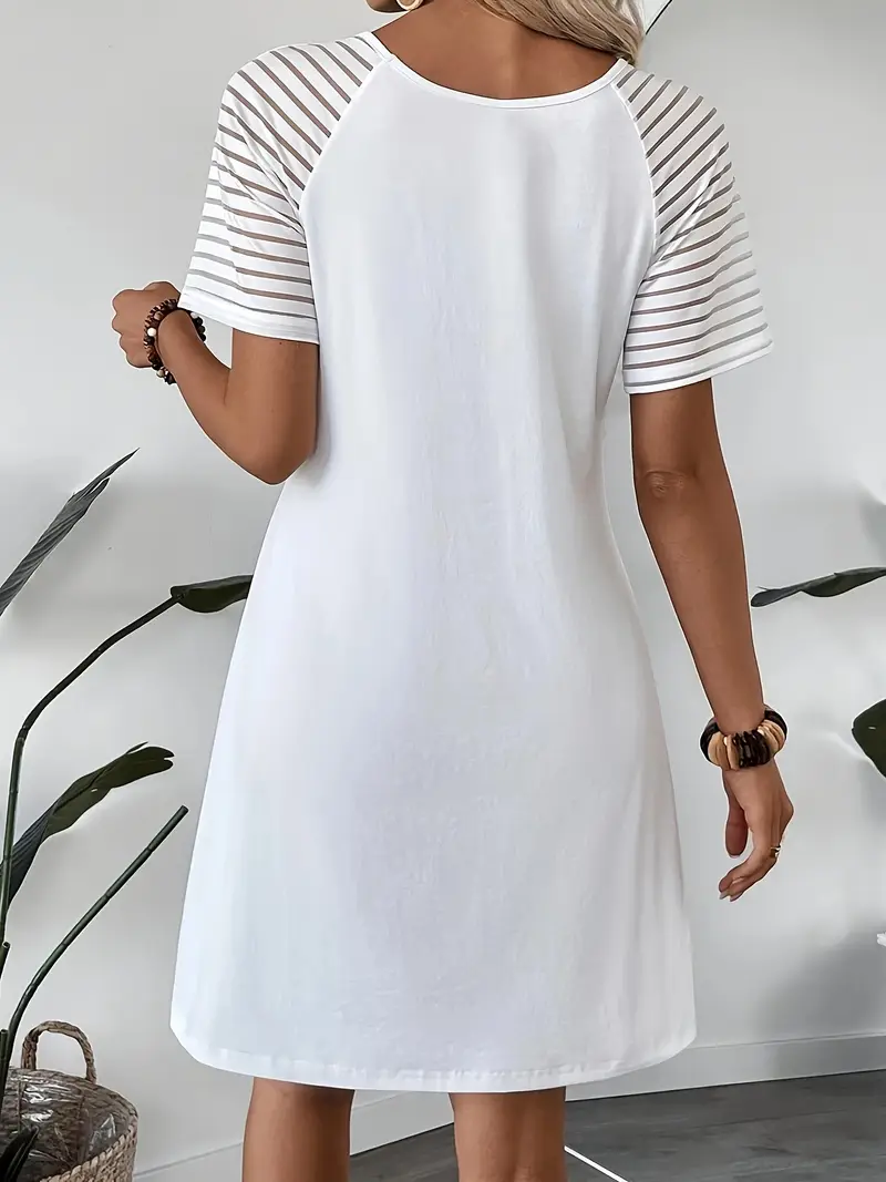Yuvarlak Yaka Özel Kumaş Beyaz Kısa Elbise